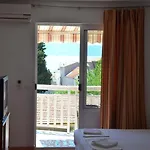 13681b * Gradac (Split-Dalmatia)